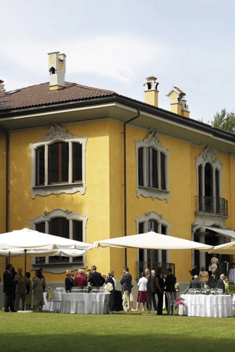 Wedding venues: the elegance of the classic charming Italian villas